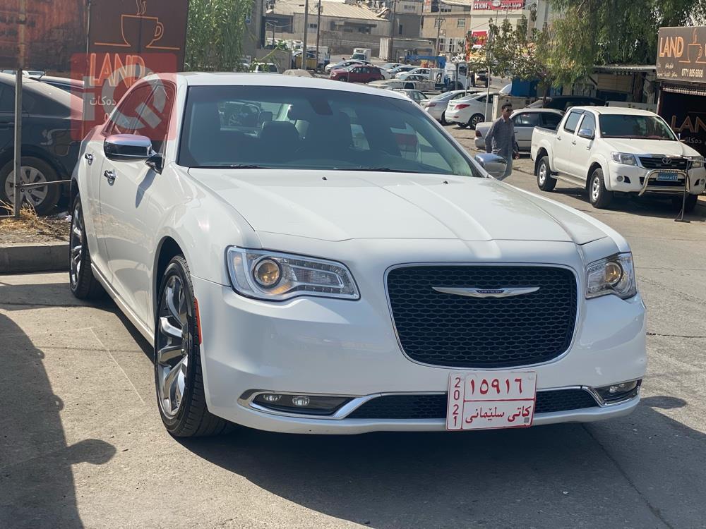 کرایسلەر 300